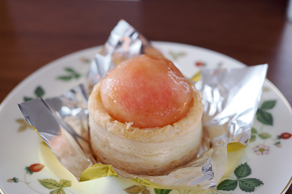 Ginza West Peach pie