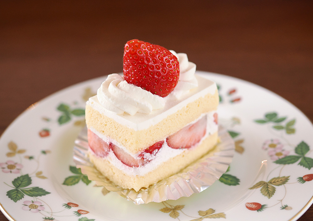 Ginza West Shortcake | Aoyama walking