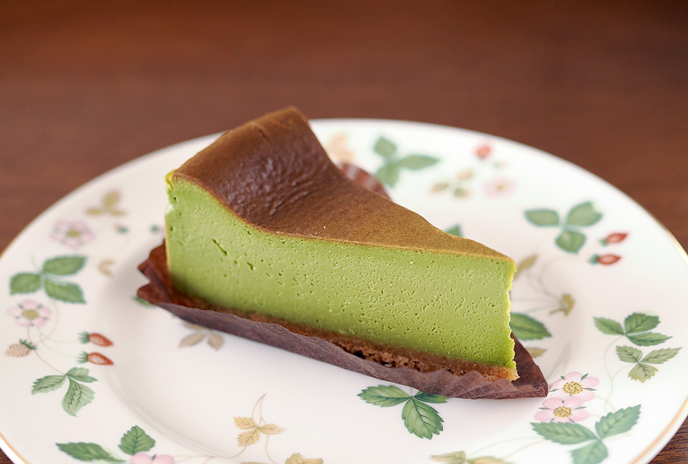 Starbucks Uji green tea cake