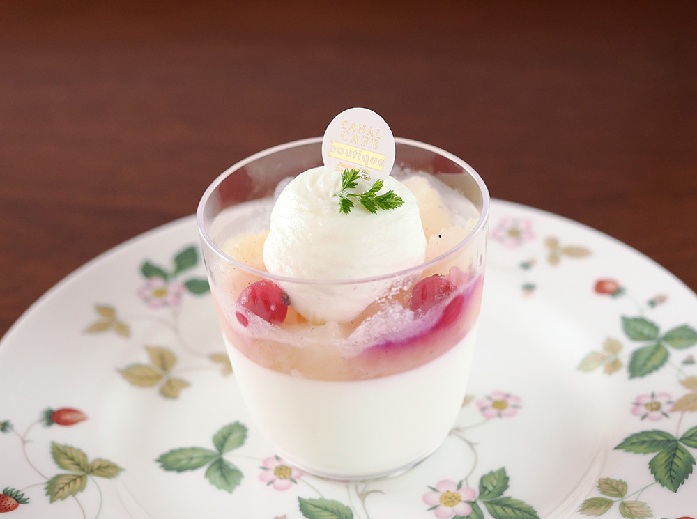 CANAL CAFE LaFrance panna cotta