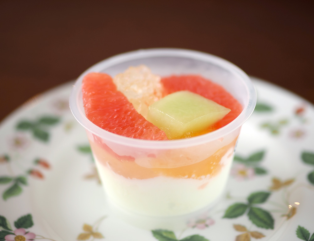 Seijo Ishii Fresh citrus and melon almond jelly