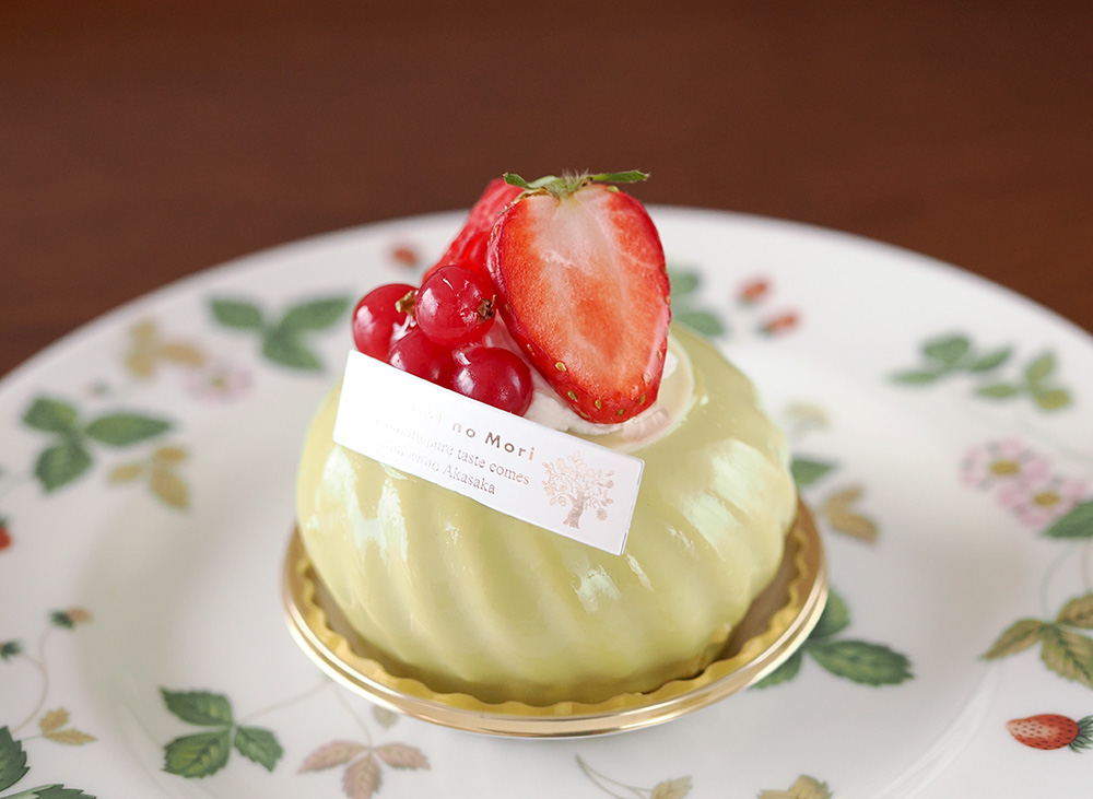 Meiji Kinenkan Pistachio Fuaises