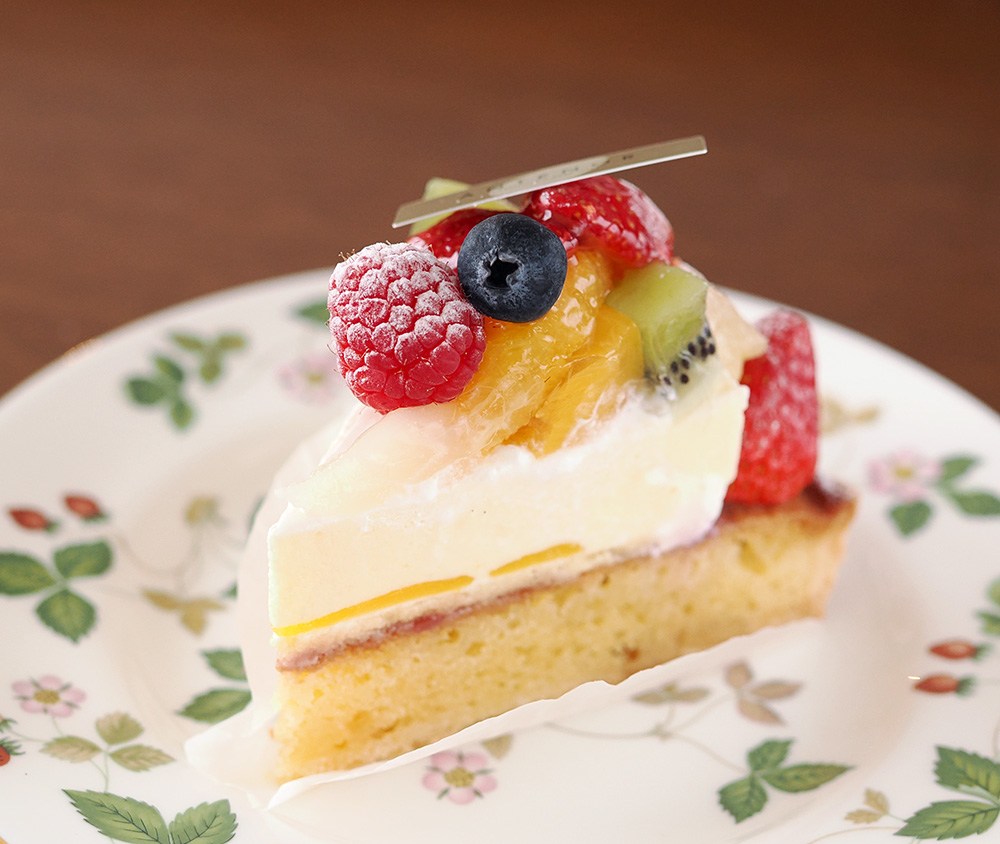 Antenor Mont Blanc fruit tart