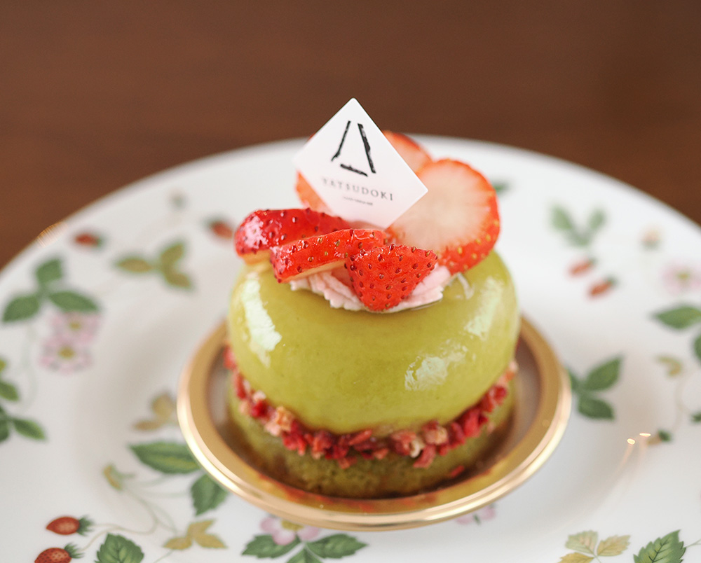 YATSUDOKI Homegrown Strawberry and Pistachio Mousse