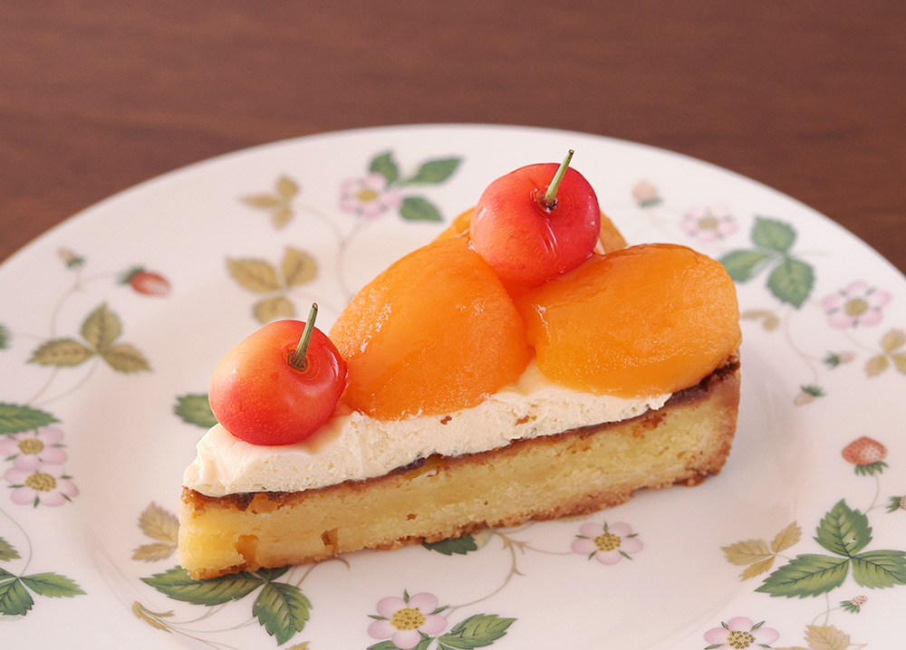 Sunfruit Loquat and Cherry Tart