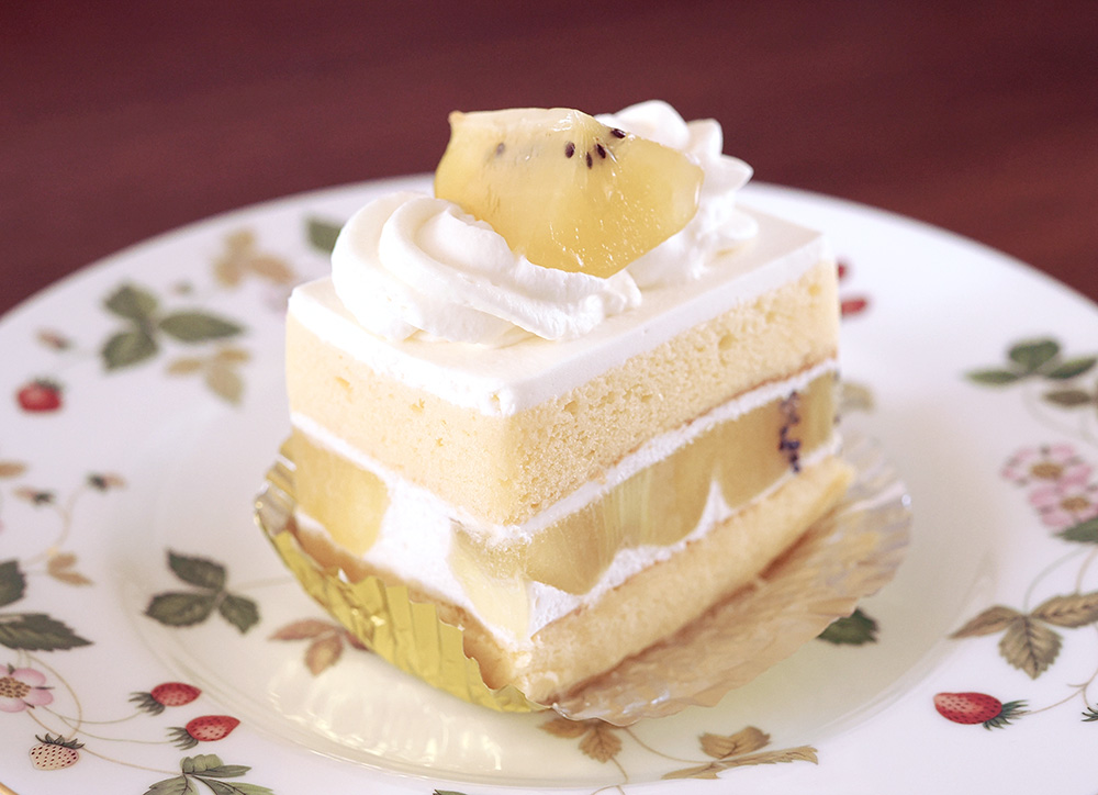 Ginza West Golden Kiwi Short cake
