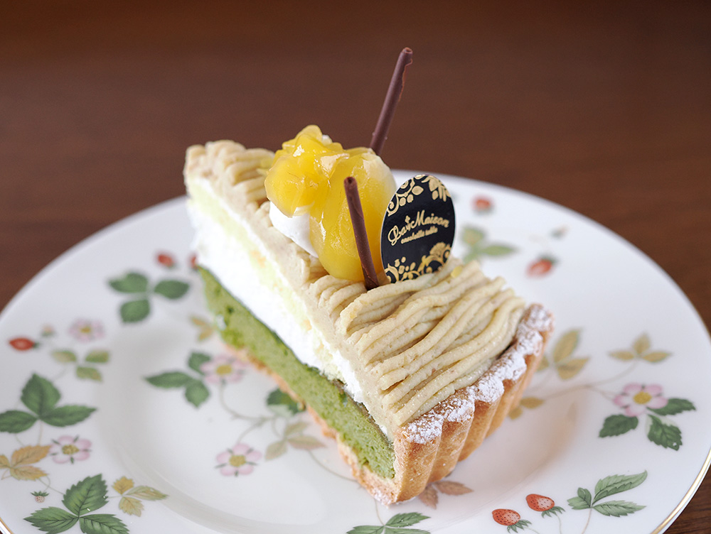 La Maison 笠間栗子與辻利本天抹茶白朗塔